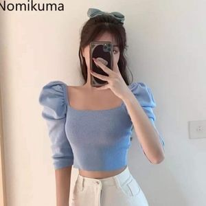 Puff sleeves crop top
